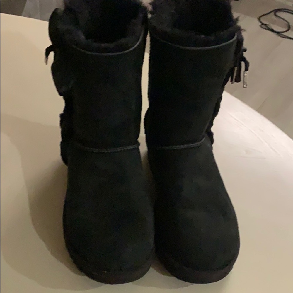 Black ugg boots size 9